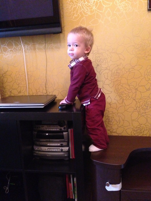 А нам уже Год и четыре...