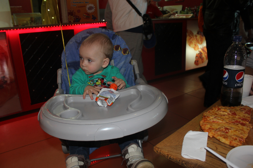 Три дня назад нам было год и четыре месяца! ( для памяти)