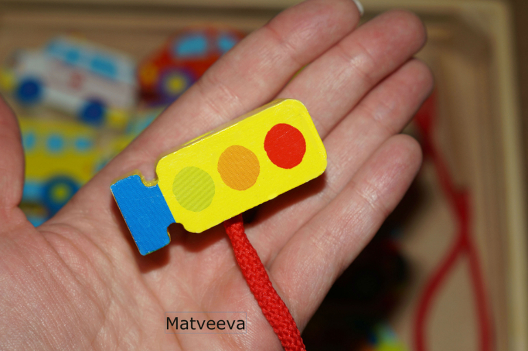 Наши деревянные игрушки 10 мес - до 1,7 . Часть 2.