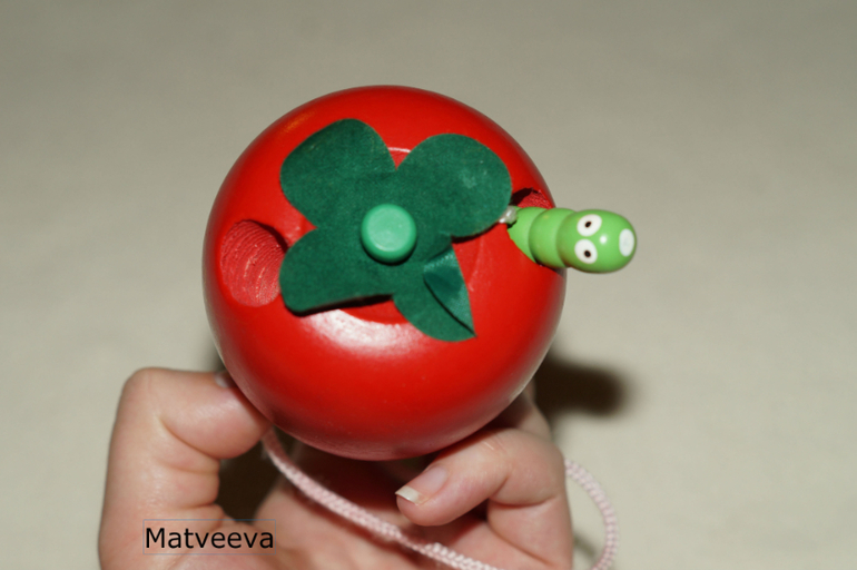 Наши деревянные игрушки 10 мес - до 1,7 . Часть 3.