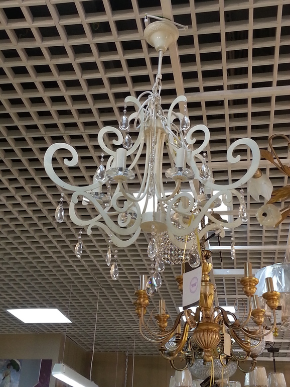 Разыскивается люстра!!