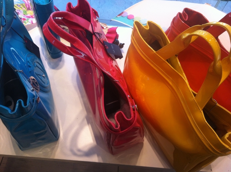 Итальянский пост!!!!!Февраль 2014г СОБРАНО ВСЕ ЦЕЛИКОМ!!!!!!Furla, Iceberg, Blumarine, ADD,Gufo
