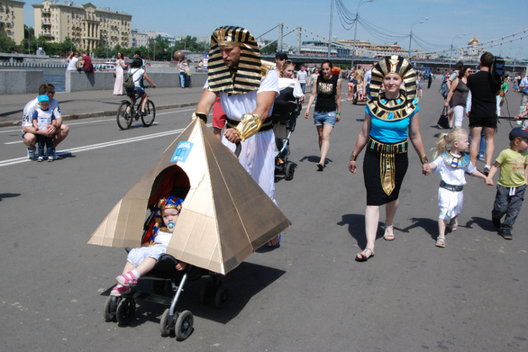 Парк Горького и Парад колясок 2014