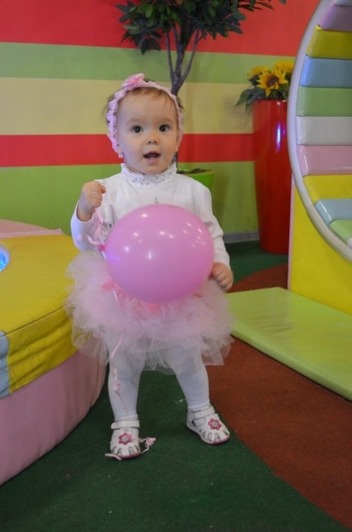 Вот и нам исполнился годик)