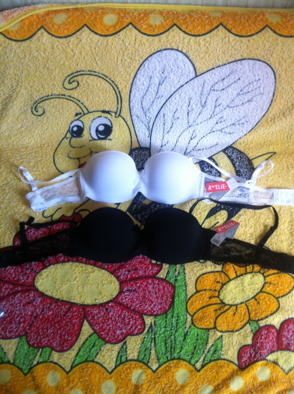 Нижнее белье и несравненные купальники