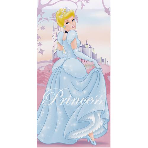 Полотенца по 650р