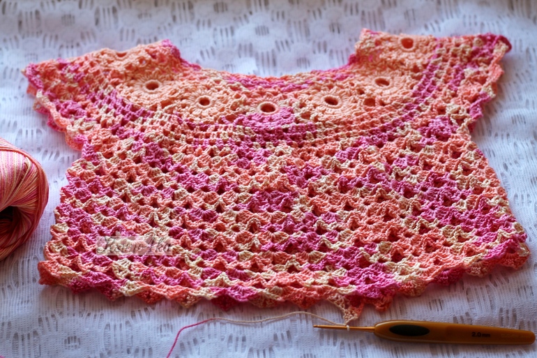 Кофточка к лету ягодного цвета)