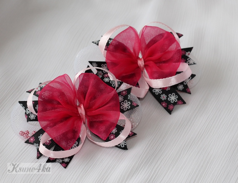 8 Марта - 8 бантиков... или мой подарок доченьке!