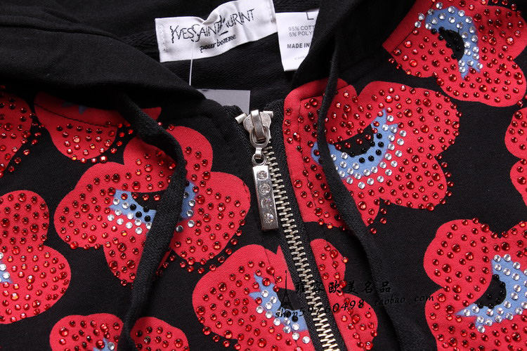 Красивые спортивные костюмы от 1500р!