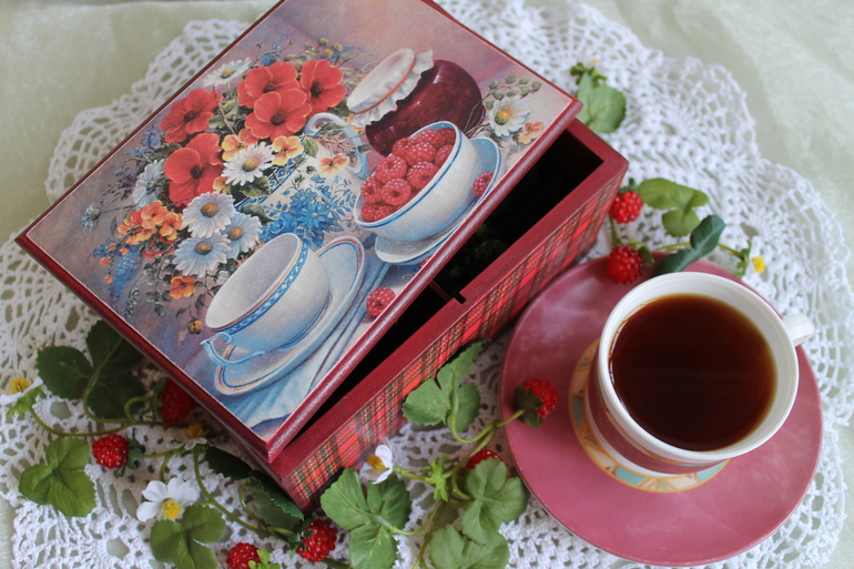 Чайная шкатулка
