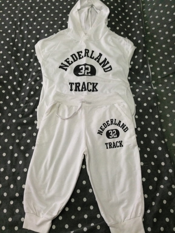 комплект бриджи и кофты всего 1500 рублей