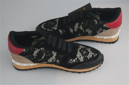 Живые фото+ ссылка, Очень женственные сникерсы от Valentino