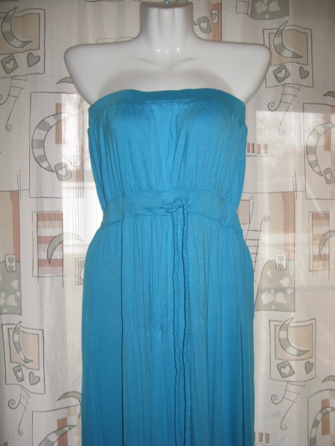 Вещи на лето и весну костюмы,сарафаны,туники .44-46-48- почта .я регион.