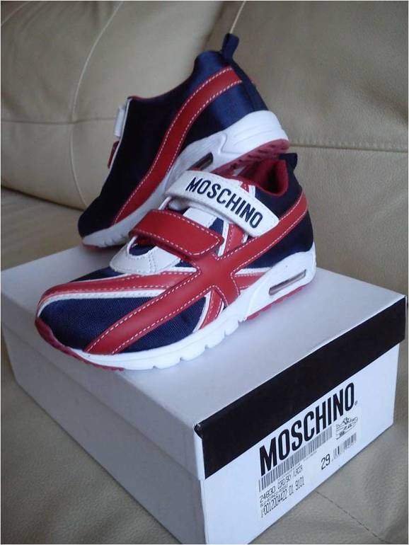 Кроссовки Moschino р. 29, 2500 руб