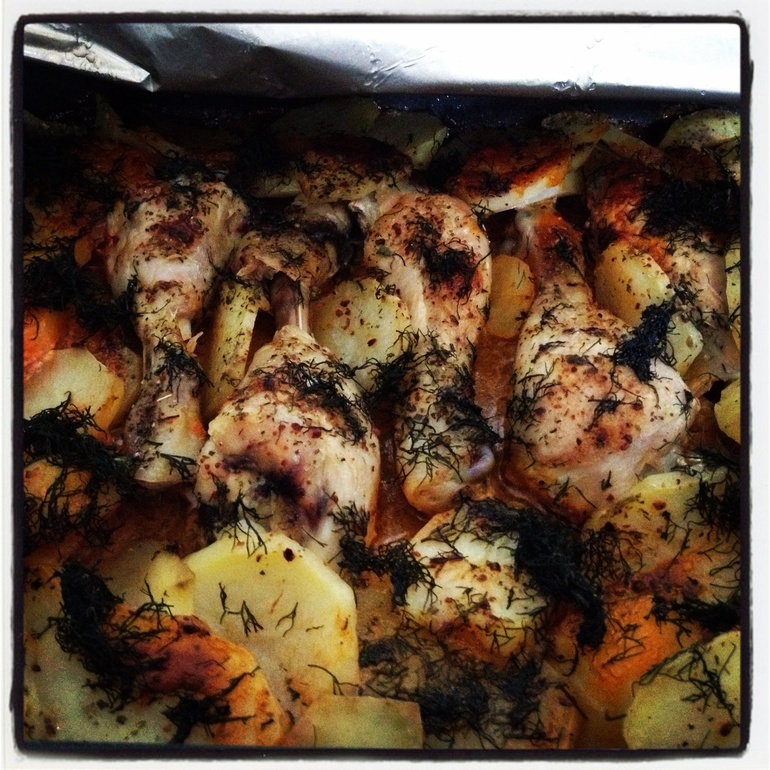 Банальный обед или просто курица с картошкой