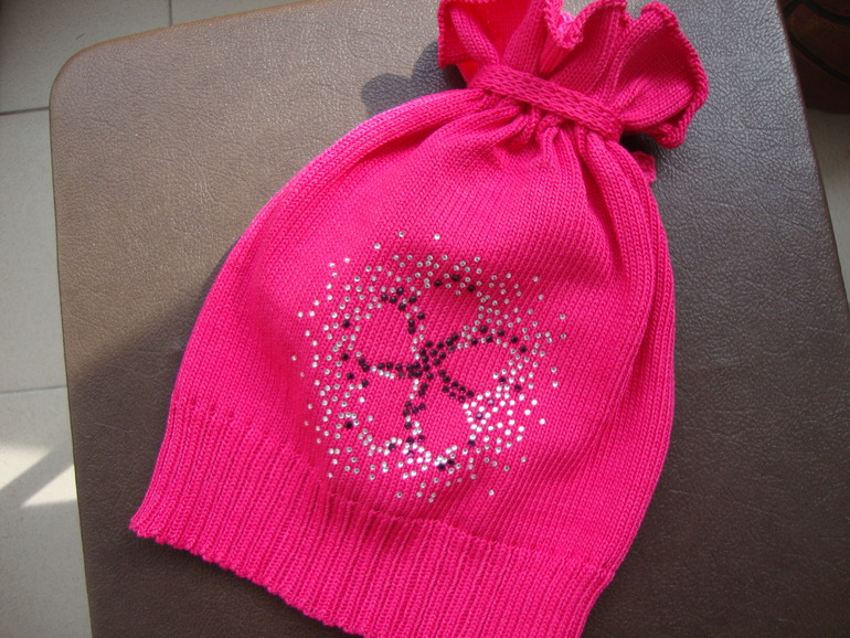 Шапочка с хвостиком