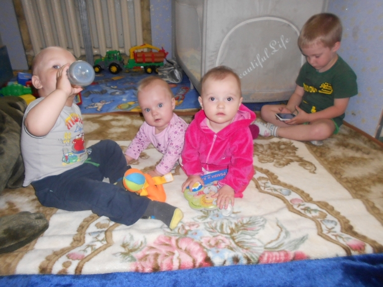 Полине 7 месяцев, поход в поликлинику.