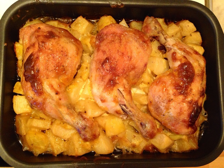 Окорочка с картошечкой)
