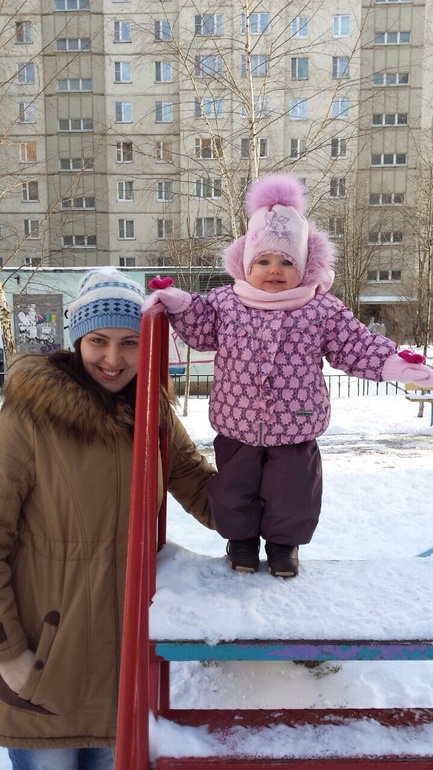 Нам 1 год и 2 месяца!!!!