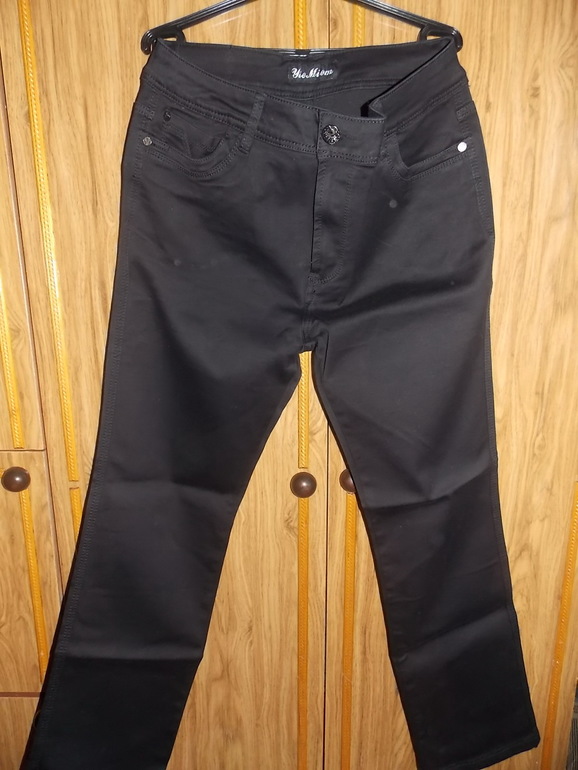 Блузки и кардиган на 54- 56р-р