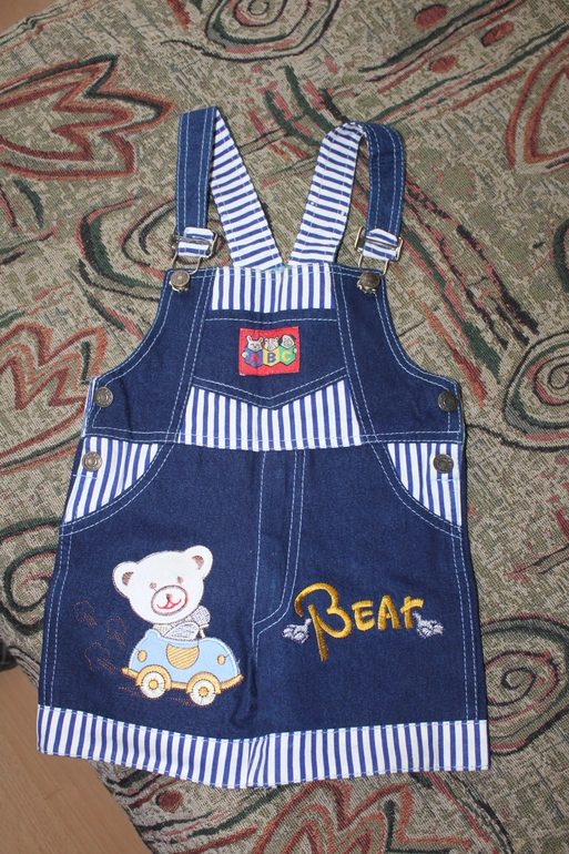 Новый костюмчик ,полукомбинезон,рубашка 74-80 за все 700р