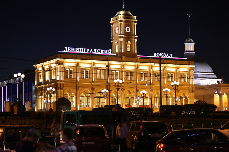 Ленинградский вокзал фото