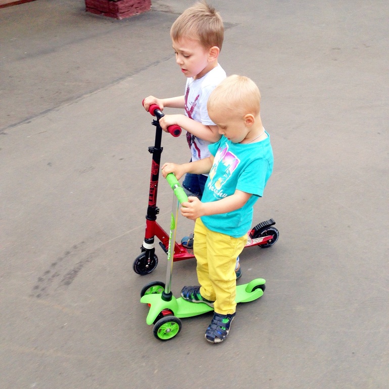 Артем, 1год 11 мес