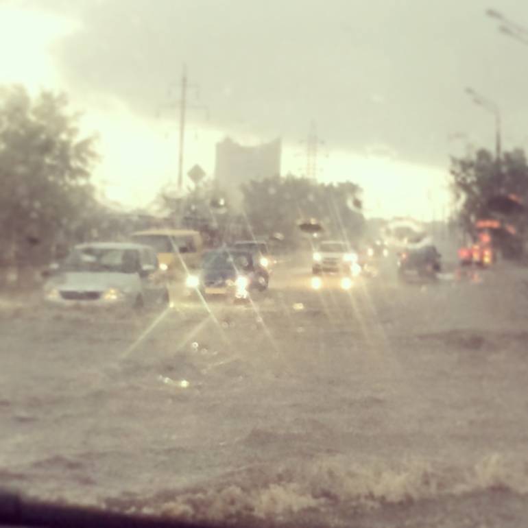 Я уже полчаса ржу..))))))))))))))))