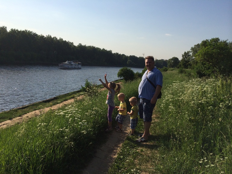 Просто улыбнитесь!)))