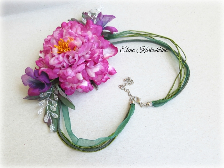 Колье/Брошь из шелка