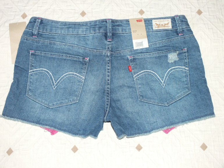 Шорты LEVI'S (оригинал), р. 32, 1700 руб.