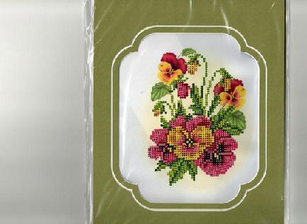 Большой пристрой наборов для вышивания, товаров для рукоделия.