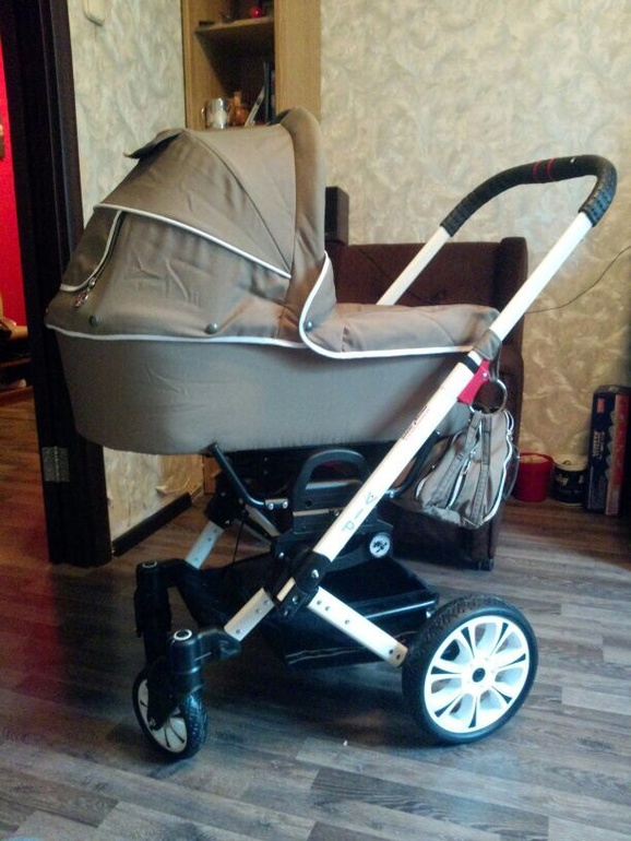 Продаем коляску Hartan VIP XL 2013 27000 р.