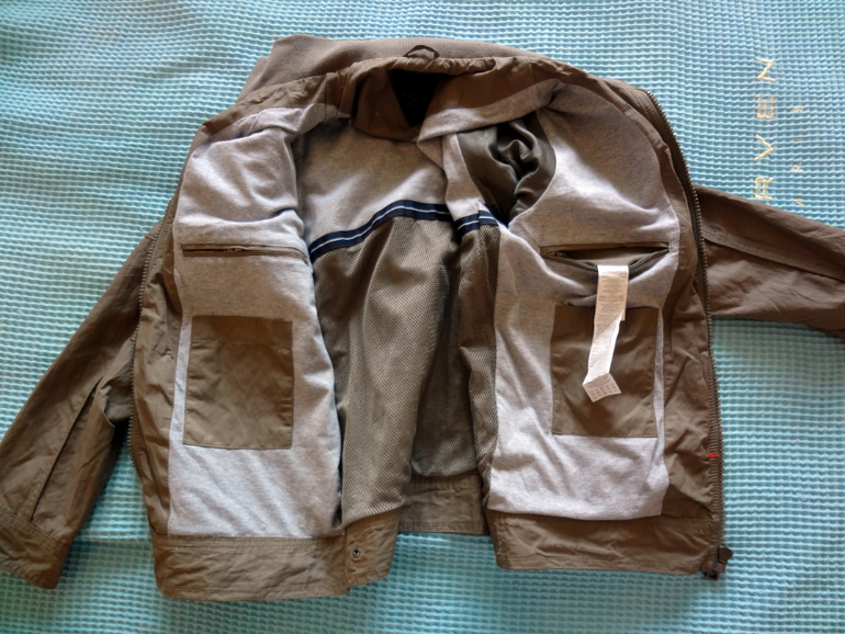 Мужская ветровка SPRINGFIELD новая.