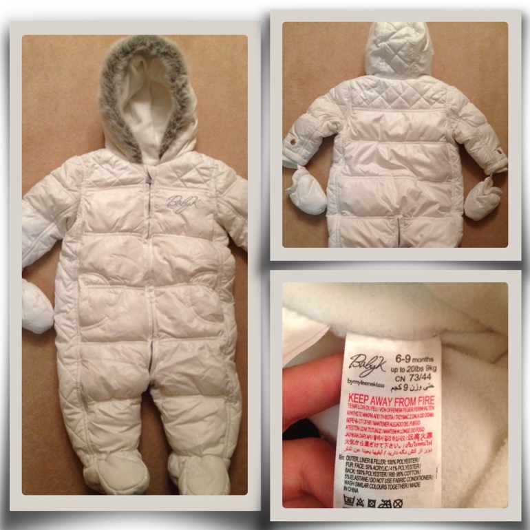 Комбенизон демисезонный 6-9 месяцев.