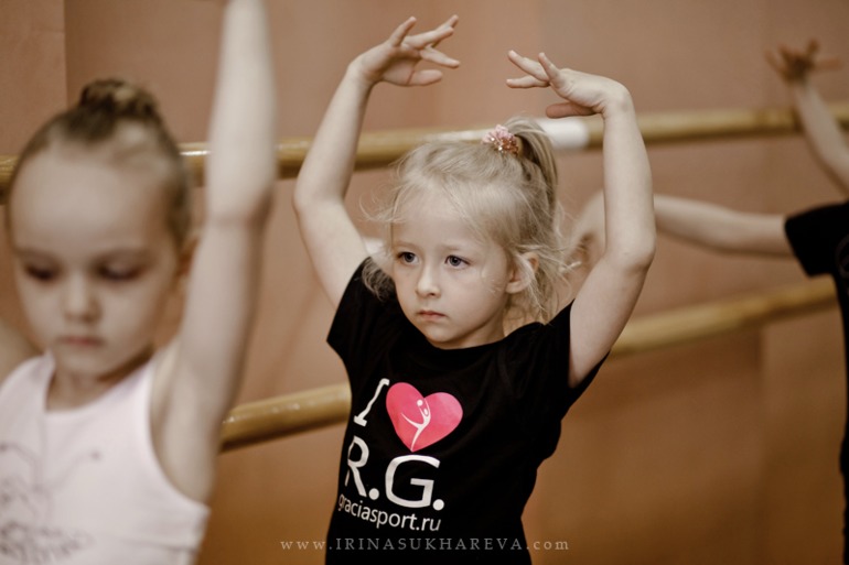 Тренировка по художественной гимнастике. Часть 1.