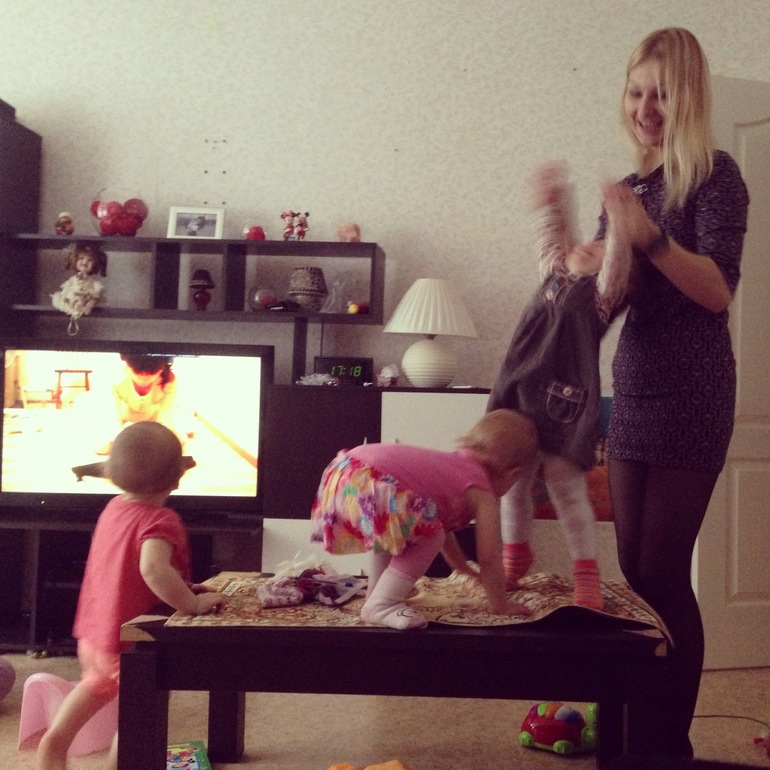 Наши ходилки бродилки по гостям))