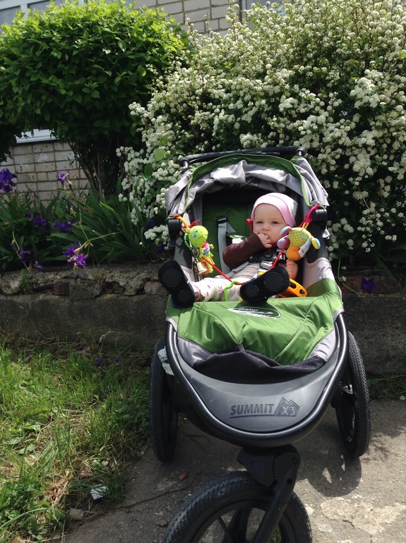 Листики-цветочки))