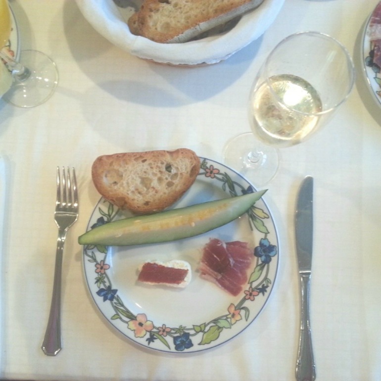 дождь - хороший повод подумать о жизни.