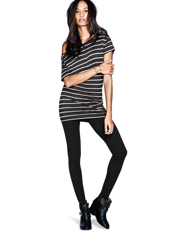 Все в наличии!Одежда Victoria's Secret(купальники,свитердрессы,пр.)из США цены от 250 руб(от 08/04)