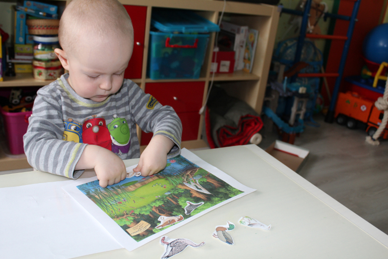 Вот и пошли мы по дороге с музыкой.