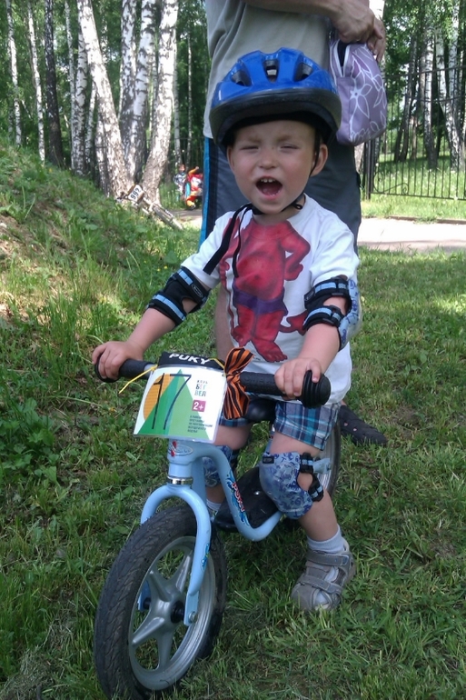 Беговелогонка или наши первые соревнования