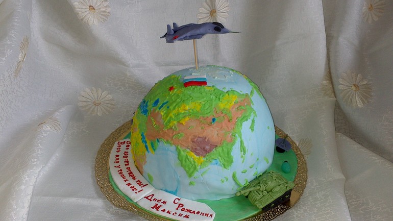 Земля и мяч