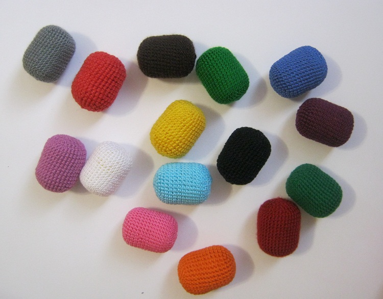 Разноцветные цилиндры