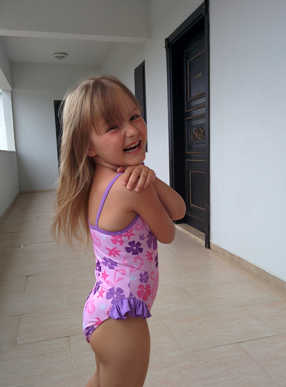 Наша Лизавета на отдыхе в Турции