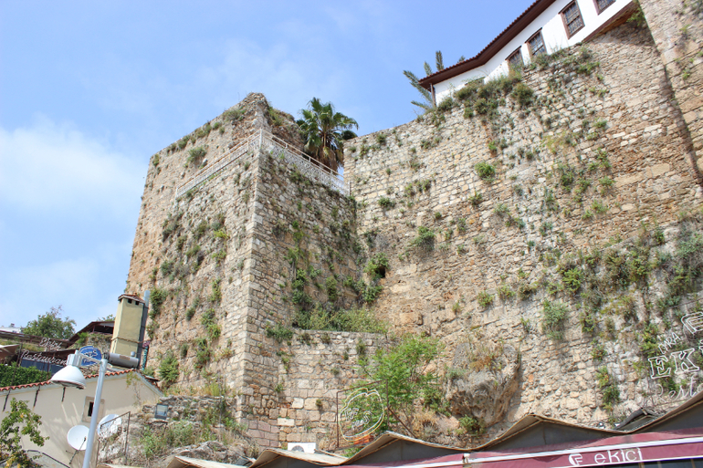 Океанариум в Анталии, водопад Куршунлу и озеро Нилуфер