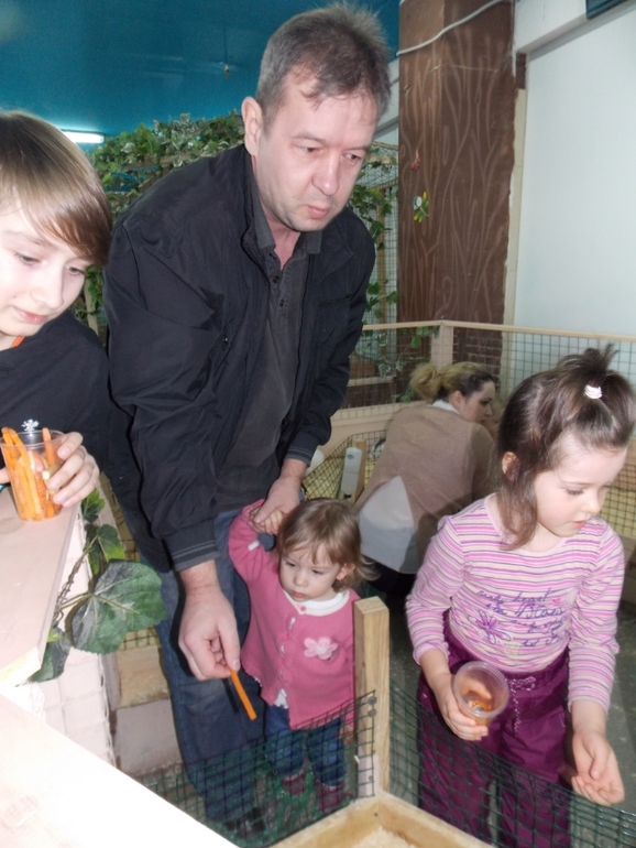 Трогательный зоопарк!