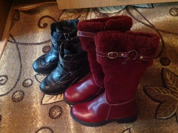 Отдам вещи ,обувь,игрушки.