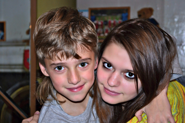 Ну вот нам уже и 11 и 19!!!!)))))