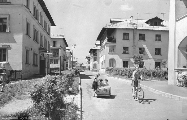 Наше Измайлово старые интересные Фото))